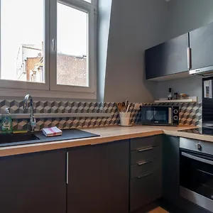 Appartement Gares - Duplex Avec Parking, Rijsel